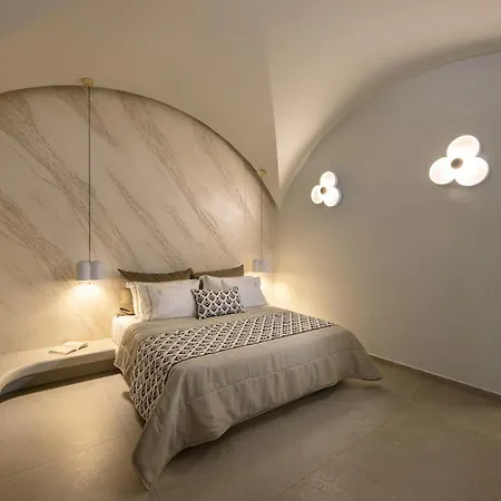 La Madeleine Fira (Santorini)
